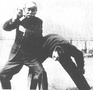 kano19 Jigoro Kano Historical Photos: Founder of Judo 