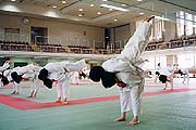 kdk97-6 Judo: The Japanese Art of Self Defense 
